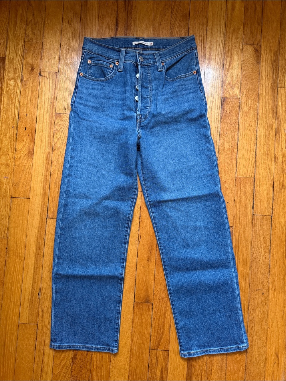 Levi's Straight Men’s Button-Fly Jeans in Medium Blue
